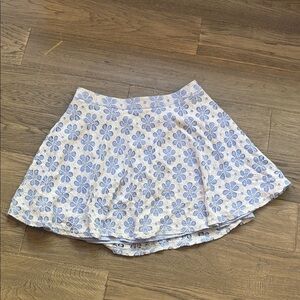 Tobi | Light Blue And White Lace Floral Skirt Size Medium
